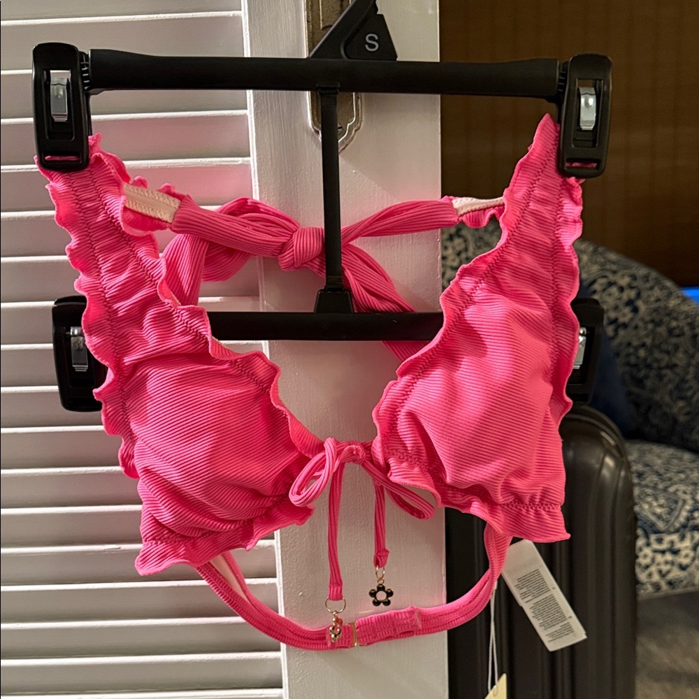 Cupshe Hot Pink Ruffle Tie-Back Bikini Top  NWT